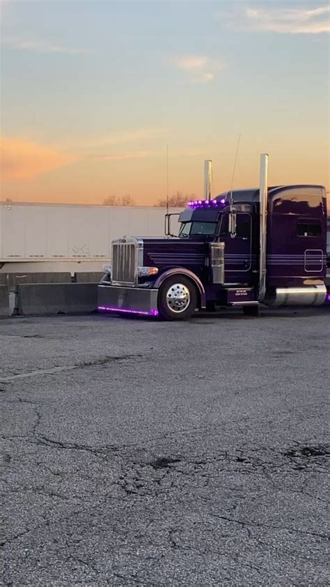 Custom Peterbilt Peterbilt 379 Volvo Trucks Peterbilt Trucks Big