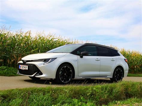 Toyota Corolla 20 Hybrid Touring Sport Gr S Testbericht Autoguruat