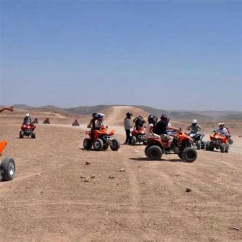 Aventura en quad por el desierto de Agafay con té y traslado GetYourGuide