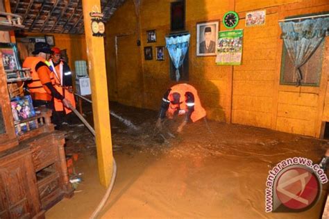 Banjir Bandang Kedua Terjang Ratusan Rumah Di Kudus ANTARA News