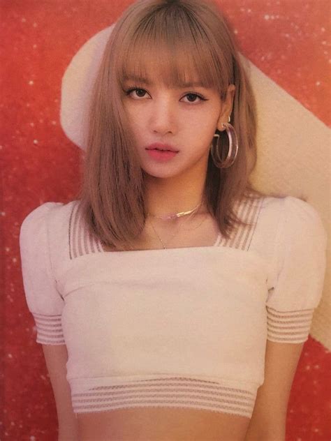 Blackpink Lisa Photobook Limited Edition Scan Selebriti Selebritas