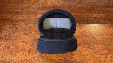 Review Waterfield Designs Shield Case Offers More Sensible Vision Pro