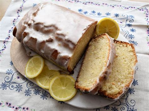 How To Make A Perfectly Moist And Fluffy Vegan Lemon Drizzle Cake