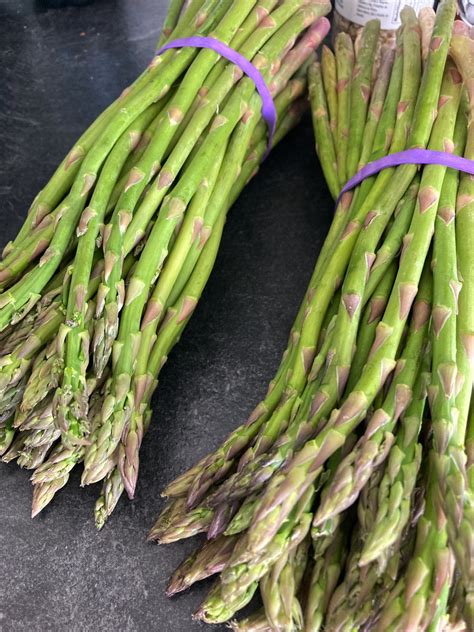 Broiled Asparagus with Feta | 12 Tomatoes