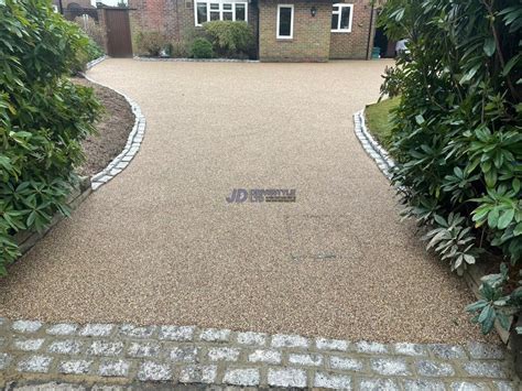 Resin Bound Driveway With Cobble Setts Edging In Tunbridge Wells Jd