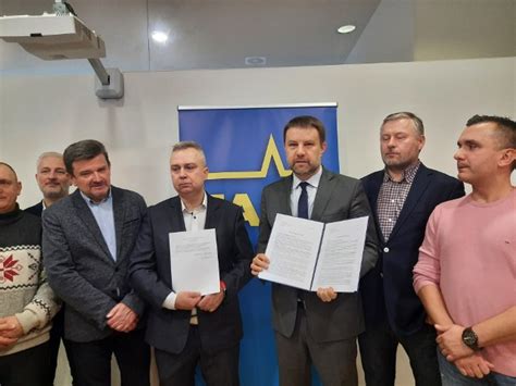 Opolscy Samorz Dowcy S Za Wsparciem Z Pieni Dzy Publicznych Procedury