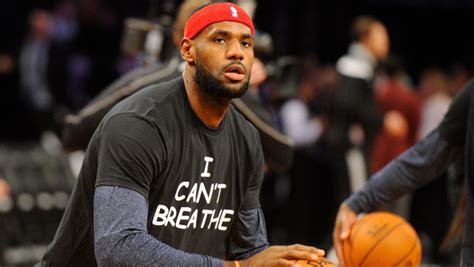 LeBron James Wears I Can T Breathe Shirt Before Cavs Game