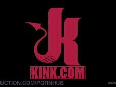 Ass 和 Fuck 变性人色情片动图 Pornhub