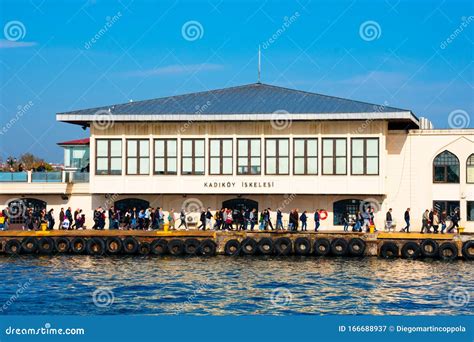 Turkish People and Tourists in Kadikoy Ferry Station Editorial ...