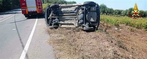 Calabria Violento Scontro Frontale Tra Due Auto Una Si Ribalta Ciavula