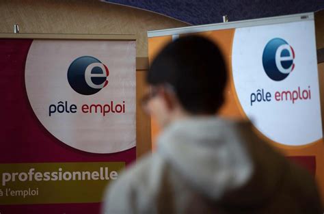 À Pôle Emploi Opération Remobilisation Pour Les Chômeurs De Très