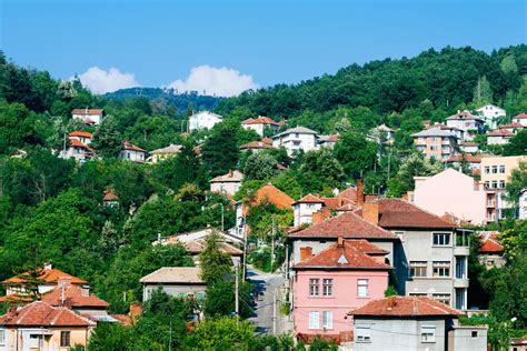 Кой град се намира в географския център на България? - Пътешествия