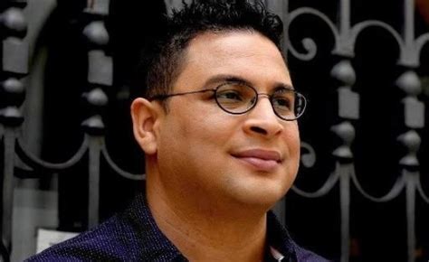 Pastor gay deixa de participar de Marcha para Jesus e conta que é mais acolhido nas paradas