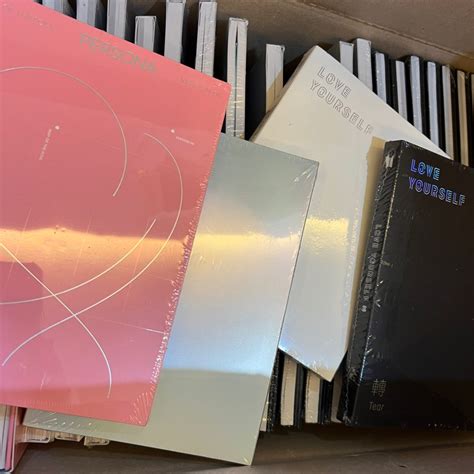 On Hand Bts Love Yourself Her Tear Answer Map Of The Soul Persona