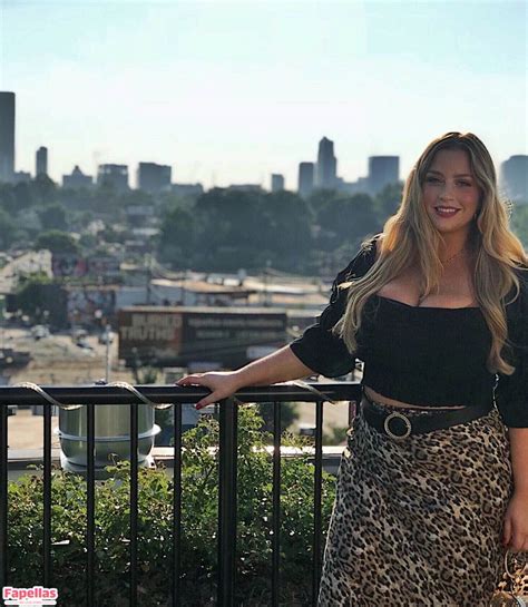 Amanda R Aka Allmyloveamanda Aka Amandar Nude Leaks OnlyFans Fapellas