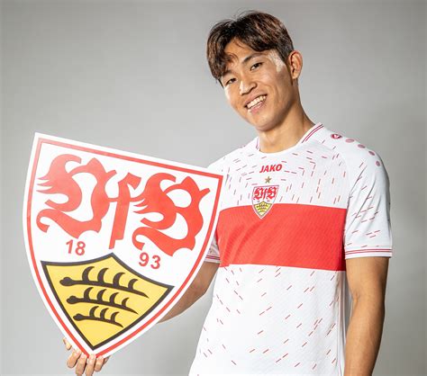 Stuttgart Confirm Jeong Signing