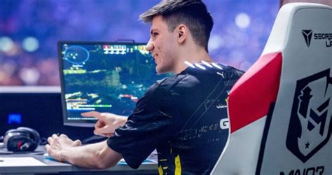 B1T Shared How NAVI Dominated Virtus Pro On Anubis Eplayworld