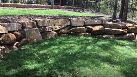 Landscaping Rock Walls are Beautiful | QC Landscaping