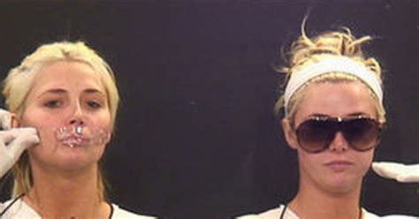 Celebrity Big Brother Twins Are Too Hot To Trot Daily Star