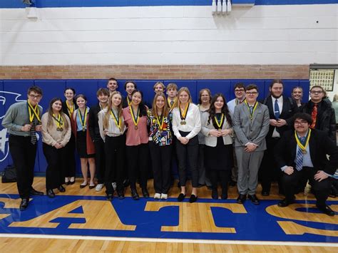 Fbla Students Excel At District Competition Hannibal School District 60