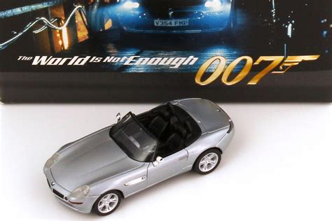 Bmw Z Roadster E Titansilber Met James Bond The World Is