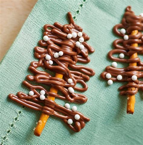 Pretzel Christmas Trees Recipe Easy Holiday Recipes Tupperware