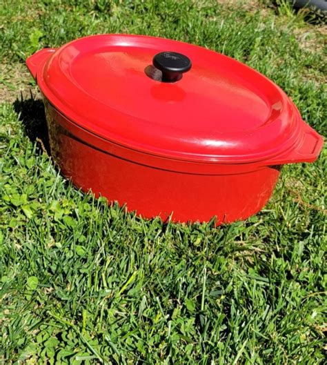 Unique Vintage Cast Iron Dutch Ovens Mercari