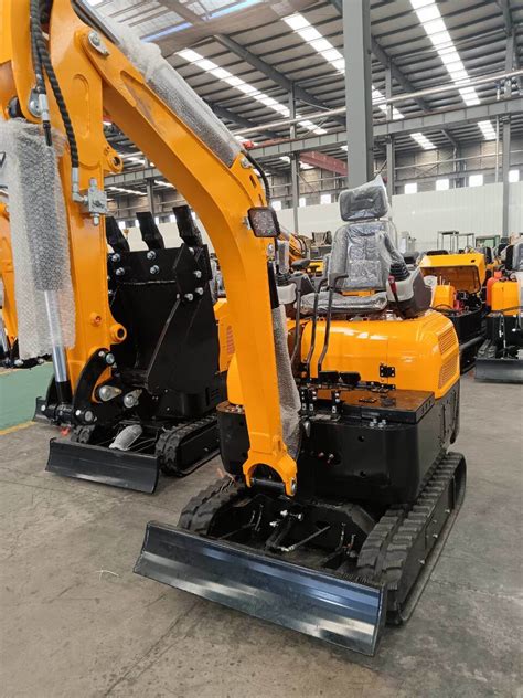 2 0 Ton Mini Excavator With Powerful Digging Capability China Mini