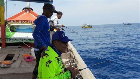 Panen Strek MANCING TENGGIRI DI LAUT KARAWANG SPOT RIG YouTube