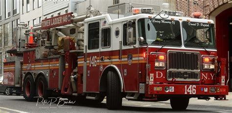 Fdny Tower Ladder 146 White Lightning Brooklyn Volunteer Firefighter