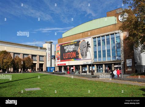 Bedfordshire Luton Hi Res Stock Photography And Images Alamy