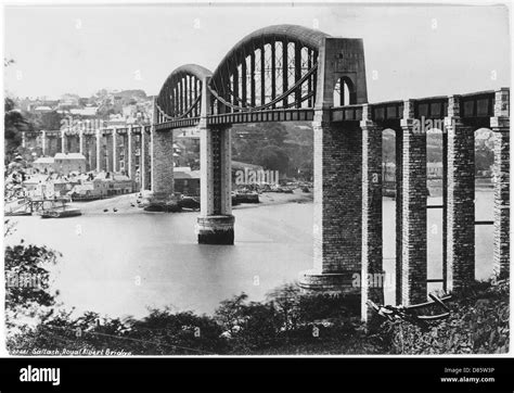 Royal Albert Bridge Brunel Bridge Saltash Stock Photo Alamy