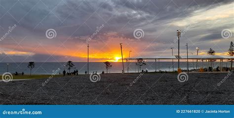 Scarborough Beach Sunset editorial image. Image of beach - 227661820