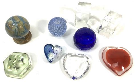 Lot 9pc Glass Paperweights Fenton Smucker S Rhag