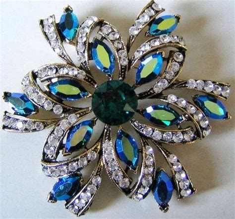 Beautiful Brooch At Best Price In Ludhiana By Kritika Transaction Co