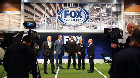 'Fox NFL Sunday' Cast Removed From Studio Over COVID-19 - Variety