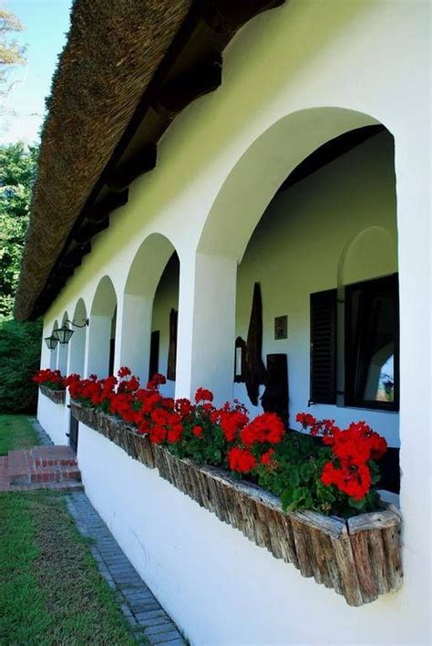 Pin By Gaga On Vojvodina Style Moja Vojvodina Traditional Houses
