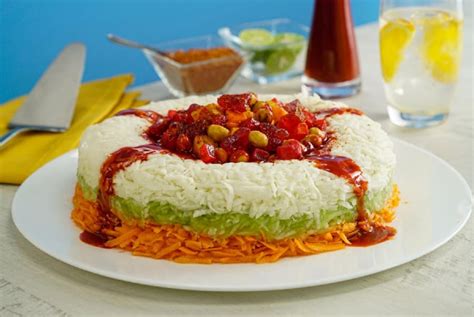 Rosca De Verduras Con Chamoy Y Dulces Picositos Con Sal Y Azucar