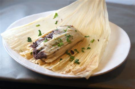 Vegan Tamal De Frijol Negro Cocina California