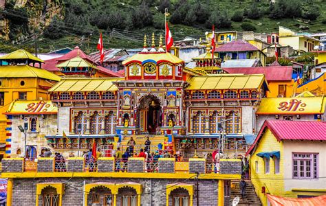 Temples in Uttarakhand You Must Visit to Experience the Rich Spirituality