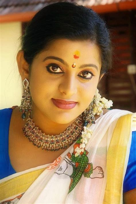 Malayalam Serial Actress Veena Nair Hot Sexy Photos ACTRESS RARE PHOTO GALLERY