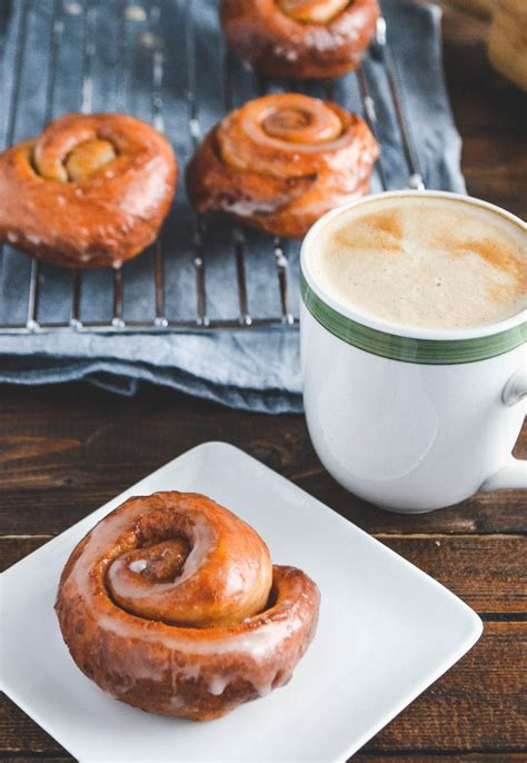 Honey Buns For Two