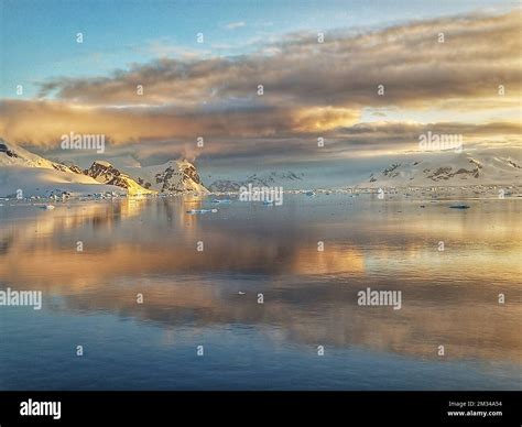 Beatiful View Of Sunset In Antarcticaantarctica Landscapeatntactic