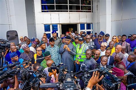 Photos Ogun State Gov Dapo Abiodun Ministers Assess Community