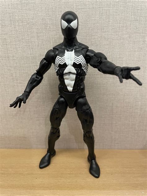 Spider Man Marvel Legends Retro Collection Symbiote Off