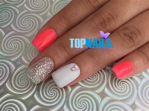 topnails cl Uñas Acrílicas Francesas y decorado Floral