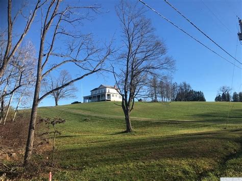 Coxsackie, NY - Old House Dreams