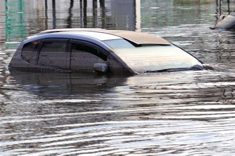 Apakah Mobil Yang Terendam Banjir Bisa Klaim Asuransi Portal Kawasan