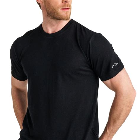 Men's 100% Merino Wool Black Oil T-Shirts: Light, Soft, & Quick-Drying ...