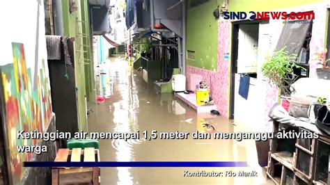 Ratusan Rumah Di Kampung Melayu Terendam Banjir Sungai Ciliwung Meluap